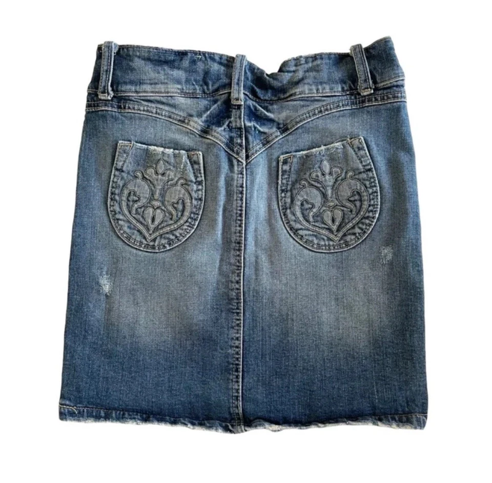 "Minifalda Siwy Denim Dani Distressed talla 28"" cintura" Foto 3 de 4