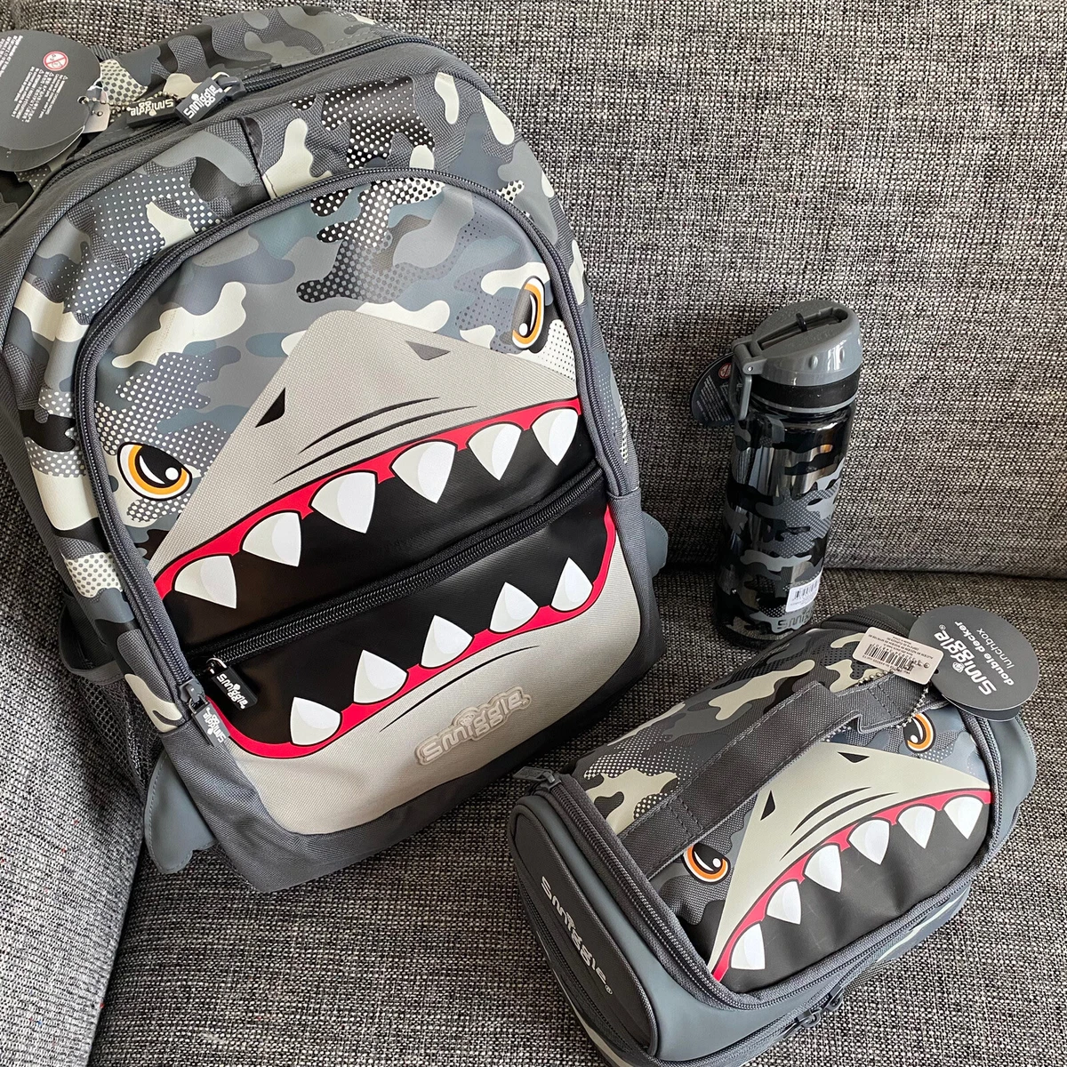 Smiggle shark lunch bag new arrivals