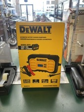 DEWALT DXAEC10 BATTERY CHARGER EZ2006216 