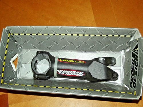NEU Profil Design Lava OS 3D Gewindeloser Vorbau 110 mm/1 1/8" 31,8 mm Klemme