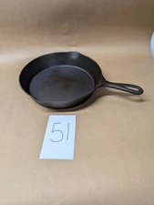 Unmarked Cast Iron Skillet #8 Gate Mark -