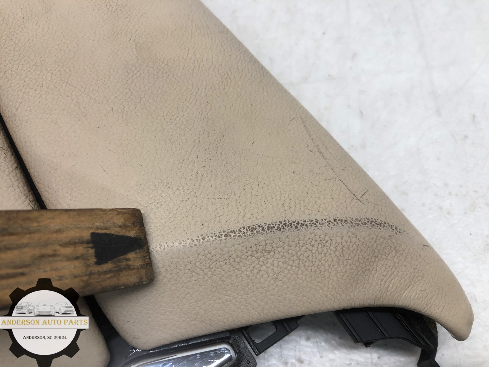 2014-2021 MASERATI QUATTROPORTE CENTER CONSOLE ARMREST STORAGE LID OEM #NOTE