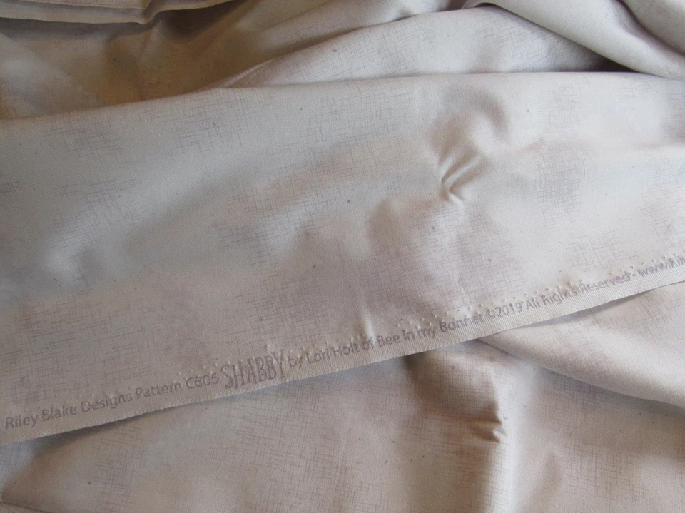 1.8 yds SHABBY C605 Lilac-Gray Blender Quilting Fabric Lori Holt Riley Blake - Image 3 of 3