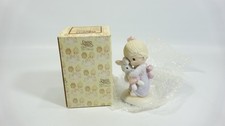 Precious Moments E-1372/G Girl With Bunny "Jesus Loves Me" Figure With Box