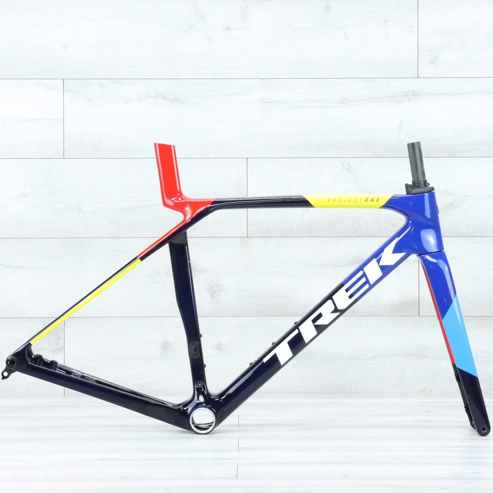 Набор рам для шоссейных велосипедов Trek Madone SLR Gen 8 - 2025 средний 888390₽