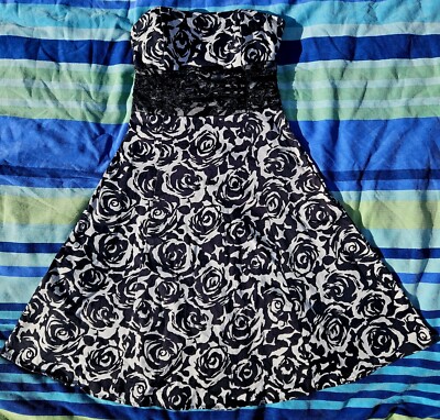 black white holiday dress Short Black and White Party Dress with A-Line Skirt Black/White / 6 main image 0