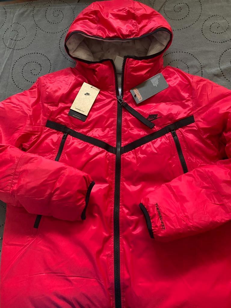 nike men's insulated jacket