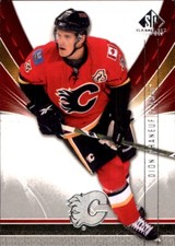 2009-10 SP Game Used #17 Dion Phaneuf CALGARY FLAMES