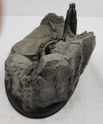 Lord of the Rings Helm's Deep Polystone Environment #2245/4000 Sideshow WETA - Picture 5 of 11
