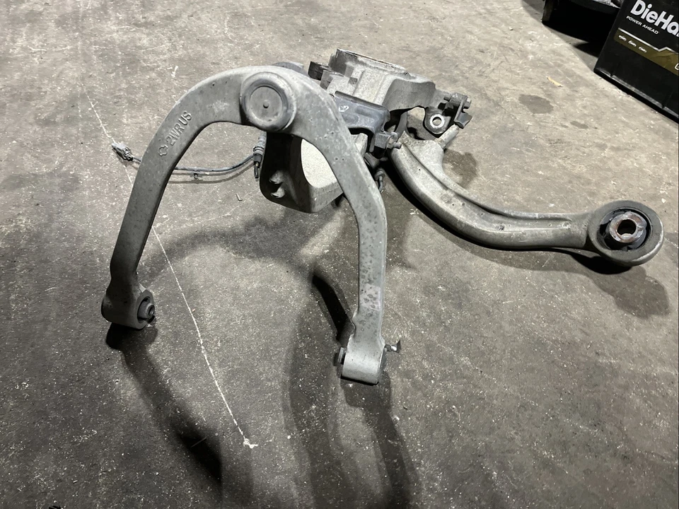 2003-2006 Nissan 350Z G35 Front Passanger RH Steering Knuckle Spindle OEM - Image 2 of 4