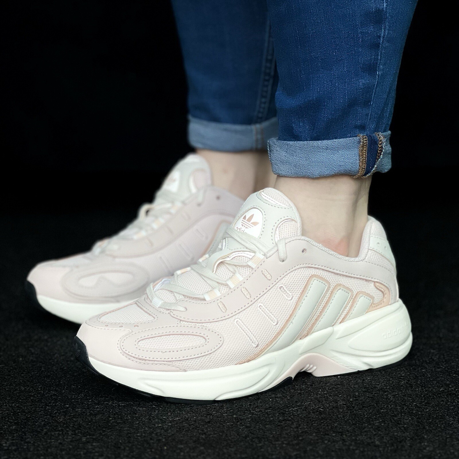 Женские кроссовки для бега Adidas Originals Falcon Galaxy Athletic Sneaker #948