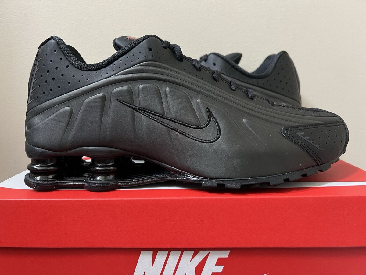 Men's Nike Shox R4 Black HQ1988-001 | eBay Men's Nike Shox R4 Black HQ1988-001 | eBay