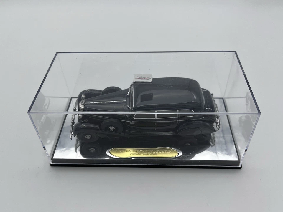Signature Models 1938 Mercedes Benz 770 Pullman Limousine Black 1:43 Scale - Image 2 of 4