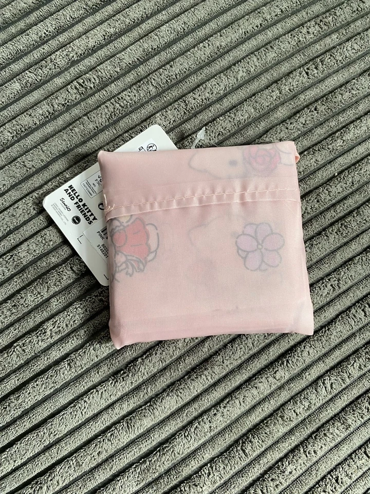 Small Hello Kitty Fold Up Nylon Shopping Bag - Image 2 of 2