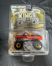 GreenLight Kings of Crunch 1:64 1986 Chevrolet Silverado Buffalo Tremor II LE