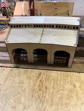 O Scale Triple Stall Roundhouse - Model railr...