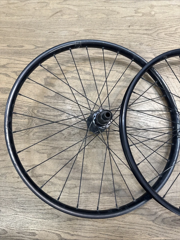 Комплект колес Specialized 24 дюйма 30 мм 148x12 мм 110x15 мм Boost детский горный велосипед - Изображение 2 из 4