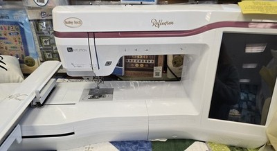 BABYLOCK BABY LOCK REFLECTION EMBROIDERY MACHINE PLUS EXTRAS NEW