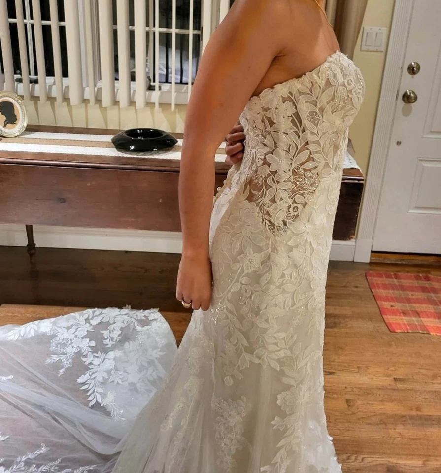 Свадебное платье Allure Bridals A1212 размер 12 кружевное - Изображение 2 из 4