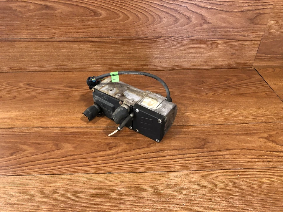 Mercedes Dodge Sprinter 2500 3500 2004-2006 calentador de agua caliente ventilación OEM Foto 2 de 4