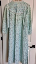 Vintage Lanz of Salzburg Sz M Flannel Nightgown Floral Grandmacore Cottagecore