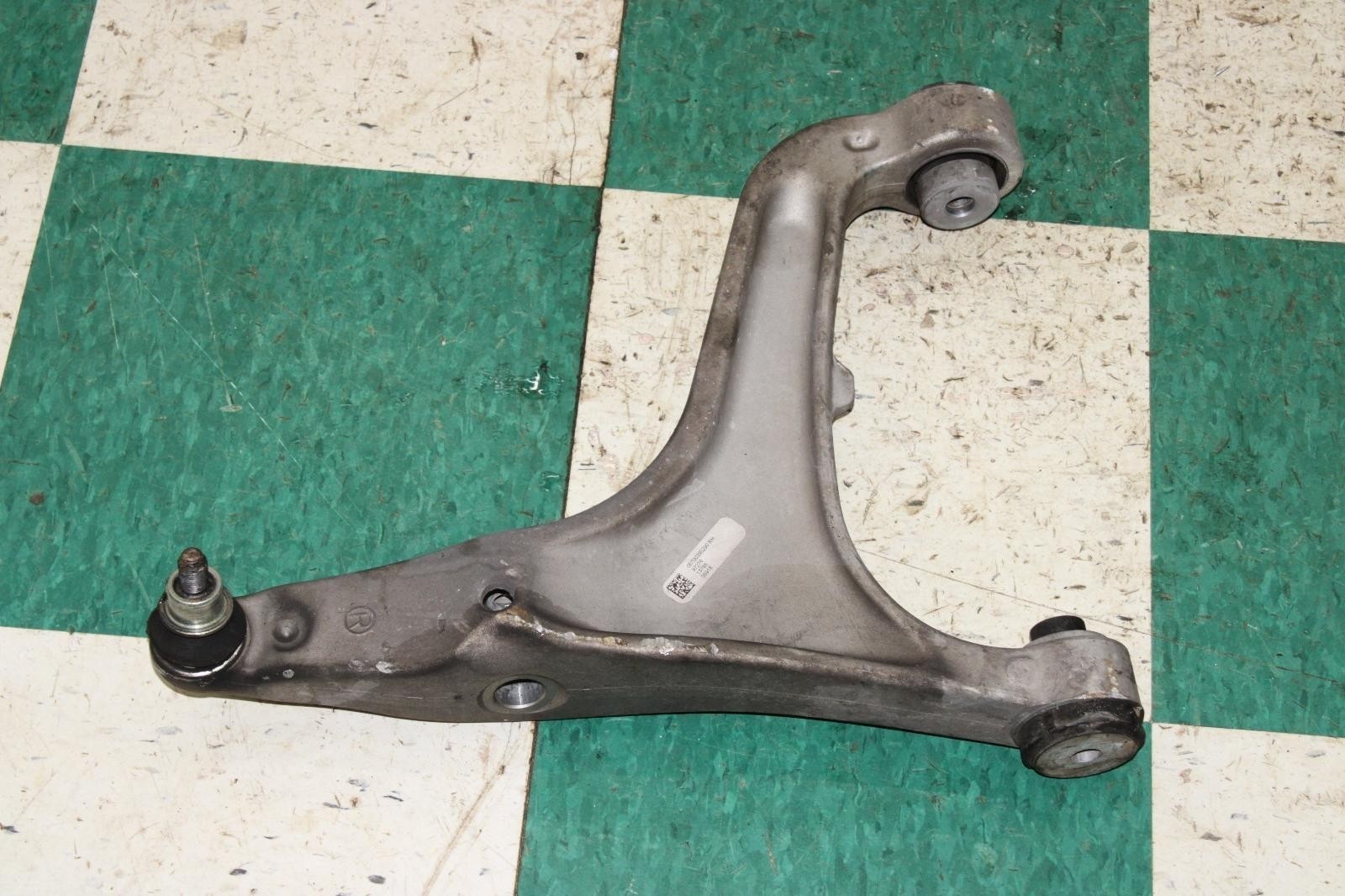 Maserati Ghibli 2014-2021 Front Right Lower Control arm