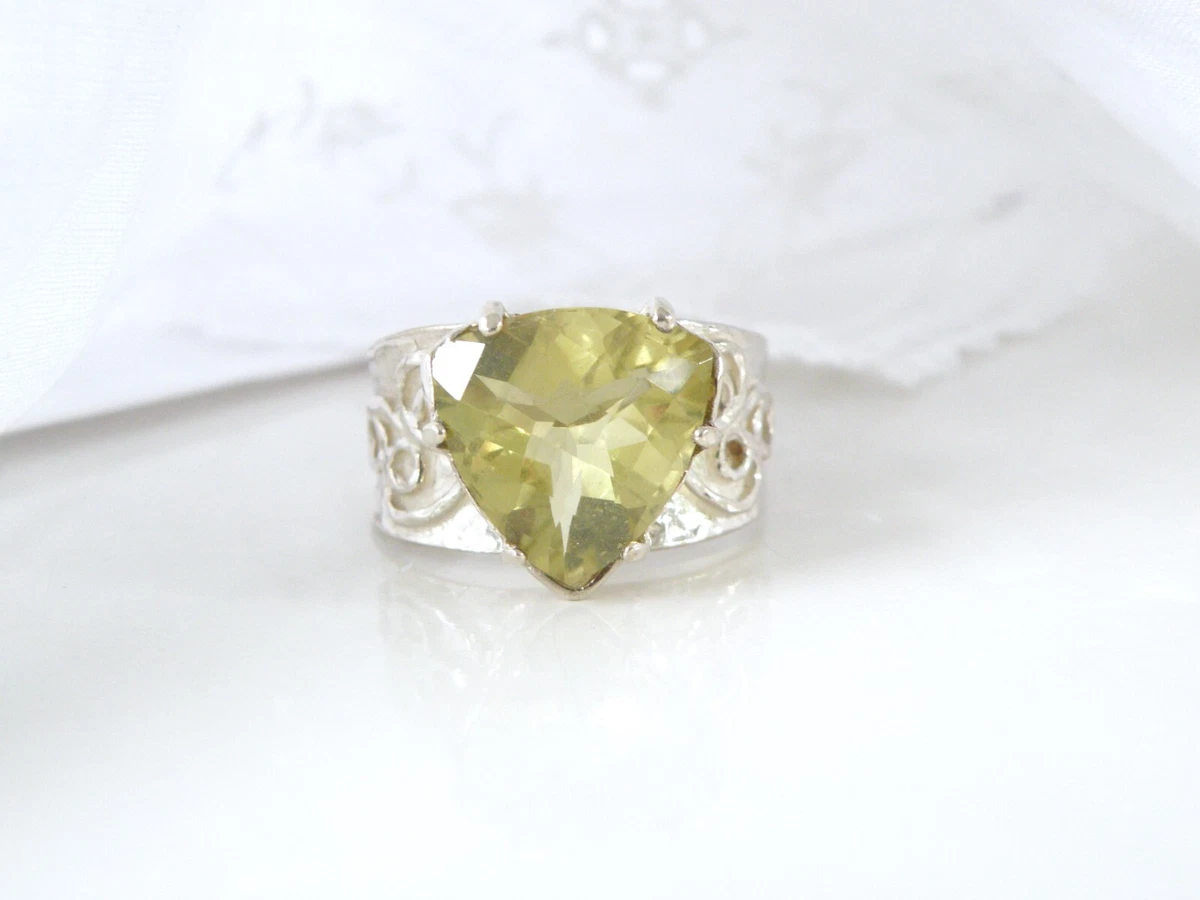 Yellow labradorite best sale ring