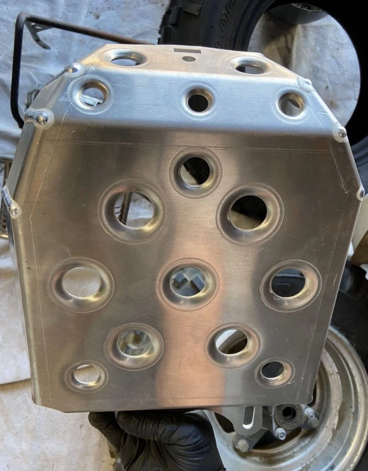 1983 a 1985 Atc 200x placa de derrapagem dianteira nova na caixa Honda ATC 3 rodas - Imagem 2 de 2