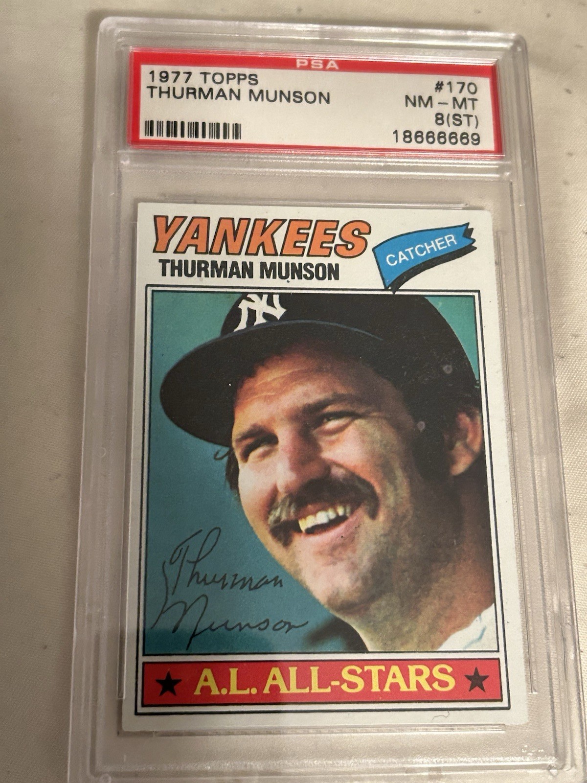 1977 Topps Baseball Thurman Munson #170 PSA 8