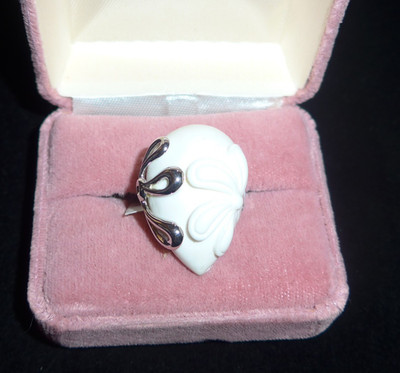 .925 Sterling Silver White Stone Ring Scrollwork marked GS Sz 6