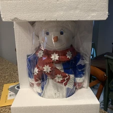 Plow And Hearth Indoor/Outdoor Snowman Lighted Figure 18” Tall