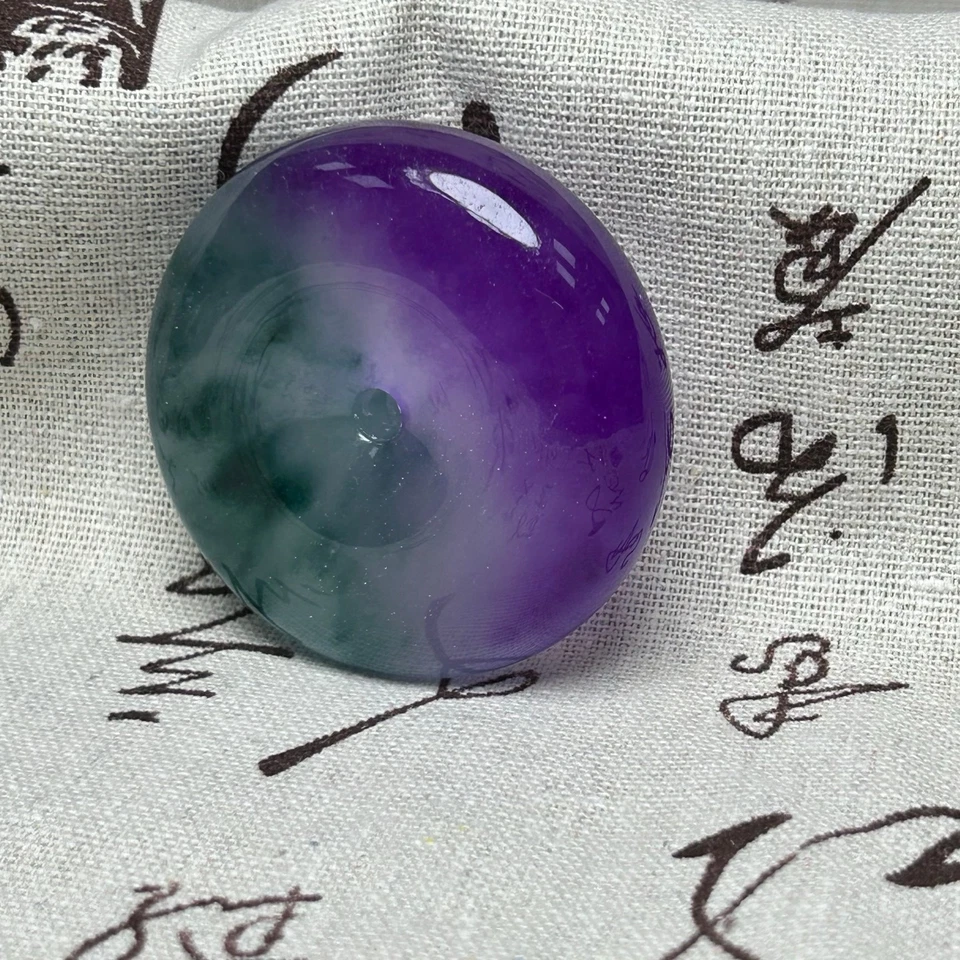 Colgante y collares amuleto botón paz tallado jadeíta hielo natural real Foto 2 de 4