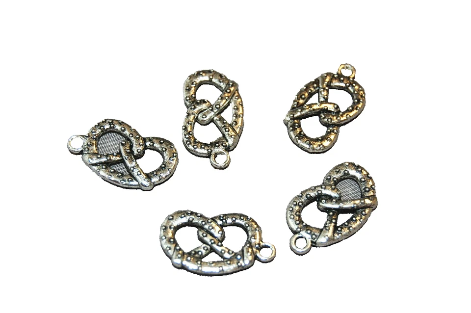 Dije colgante de comida pretzel plata tibetana J1047 Foto 3 de 4