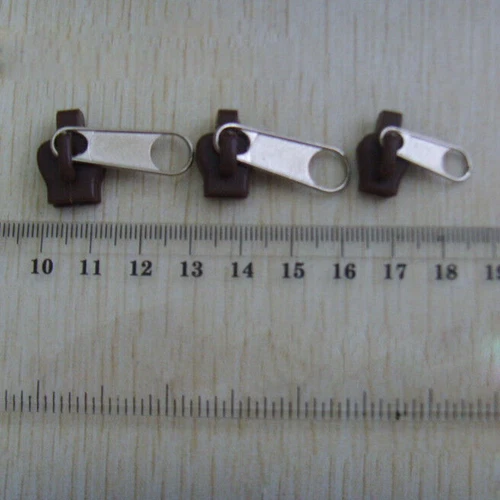 12x-Universal Reißverschluss Reparatur Set Zipper Schieber Repair Head Ersatz - Bild 12 von 24