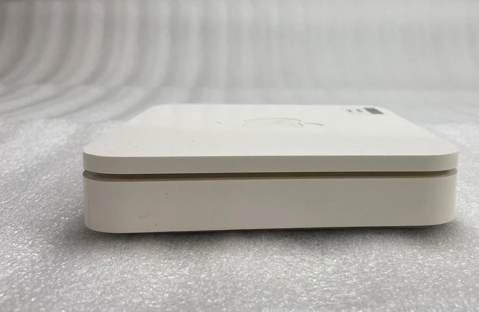 Apple AirPort Extreme Base Station 3rd Gen A1301 4-Port Wireless Router WORKS - Image 4 of 4