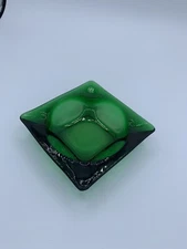 Vintage Mid-Century Modern Emerald Green Square Thick Glass Ashtray 4 1/2”