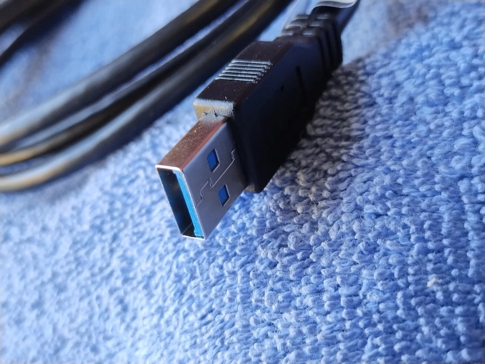 5-Foot USB 3.0 Cable USB-A to USB-B [Type A/B - M/M - Super Speed] - Image 2 of 3