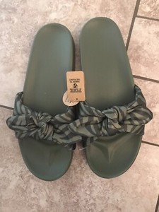 fenty puma slides zebra