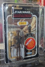 IG-11 Star Wars Retro Collection Action Figure in case MANDO
