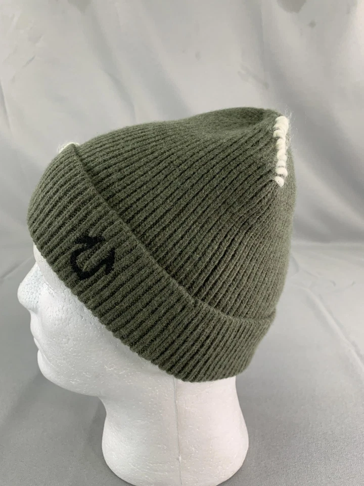 Gorro True Religion ajustado para hombre talla única verde tejido logotipo mezcla de lana acanalado Foto 3 de 4