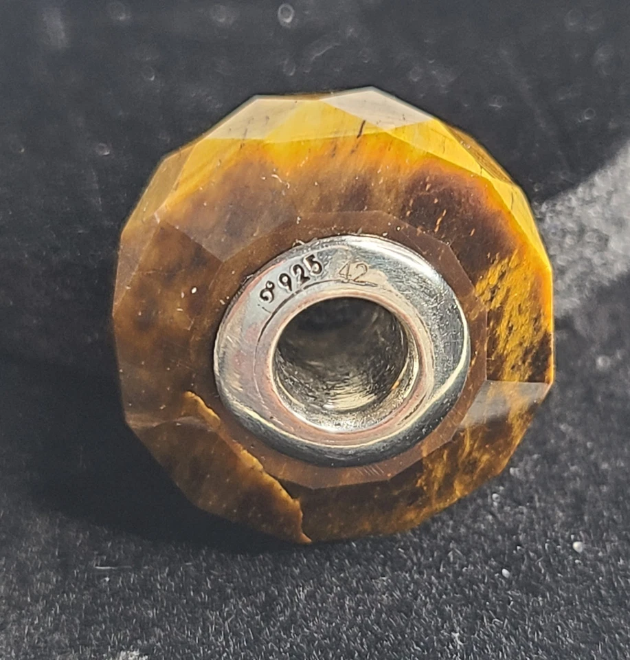 Contas OHM OROQ nº 1 julho 2022 - Olho de tigre VIVA FEROZMENTE 42 seminovas - Imagem 2 de 4