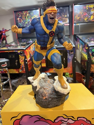 Premium Format Statue