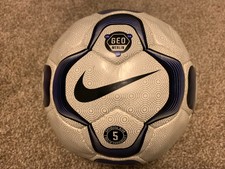 nike lightweight ball 290g