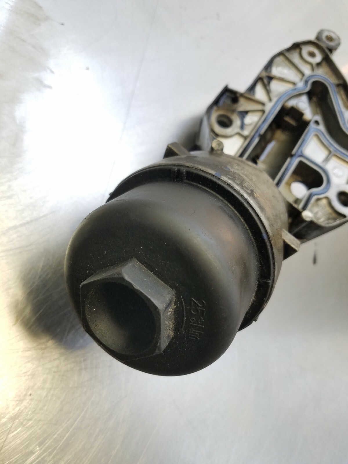 OEM TURBO DIESEL 2.0L 14 15 CHEVROLET CHEVY CRUZE OIL FILTER HOUSING