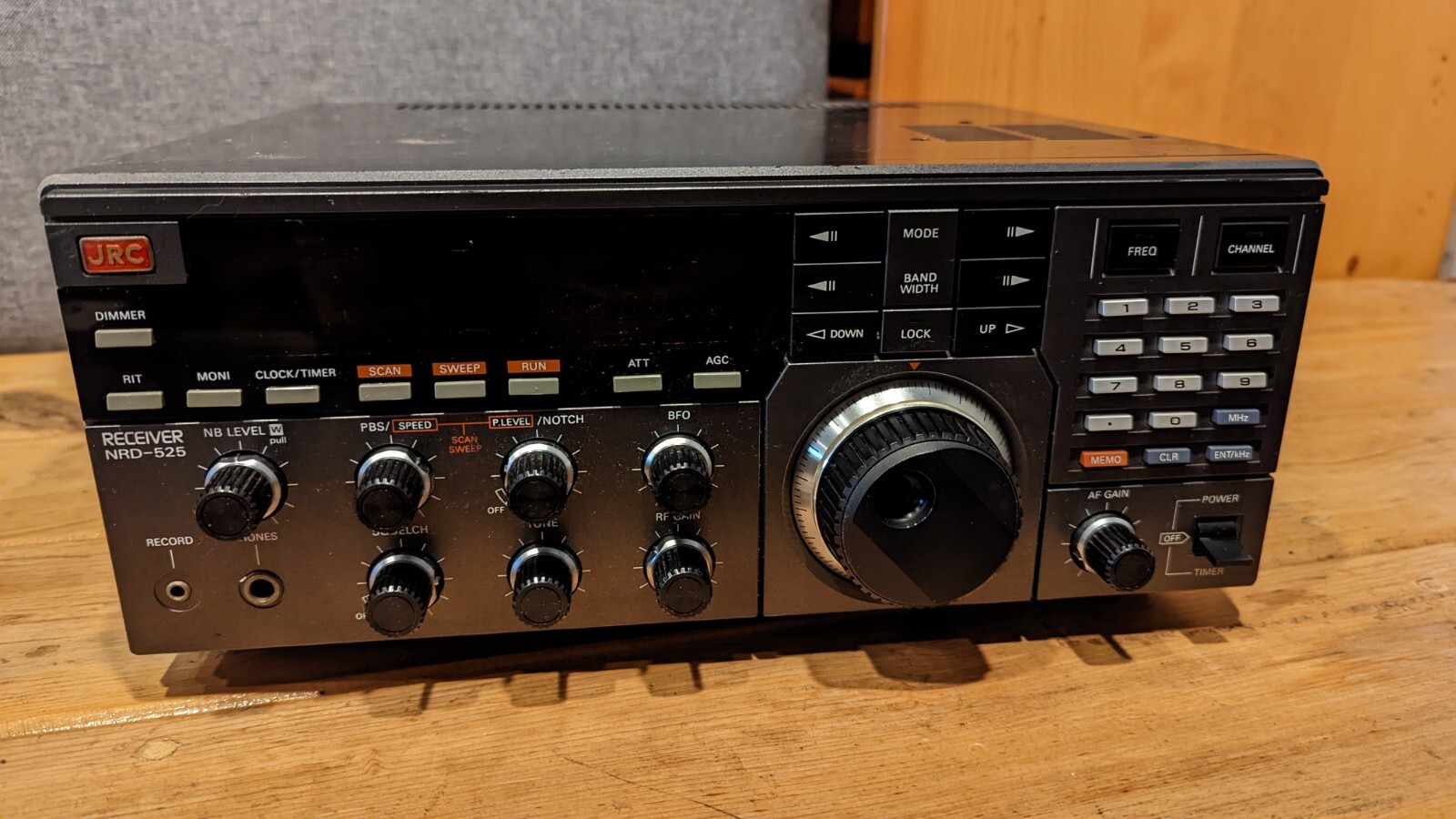 【超美品】NRD-525/JRC日本無線/オールモードHF受信機 N9EWO Review : JRC Japan Radio Co. NRD-525 HF Receiver