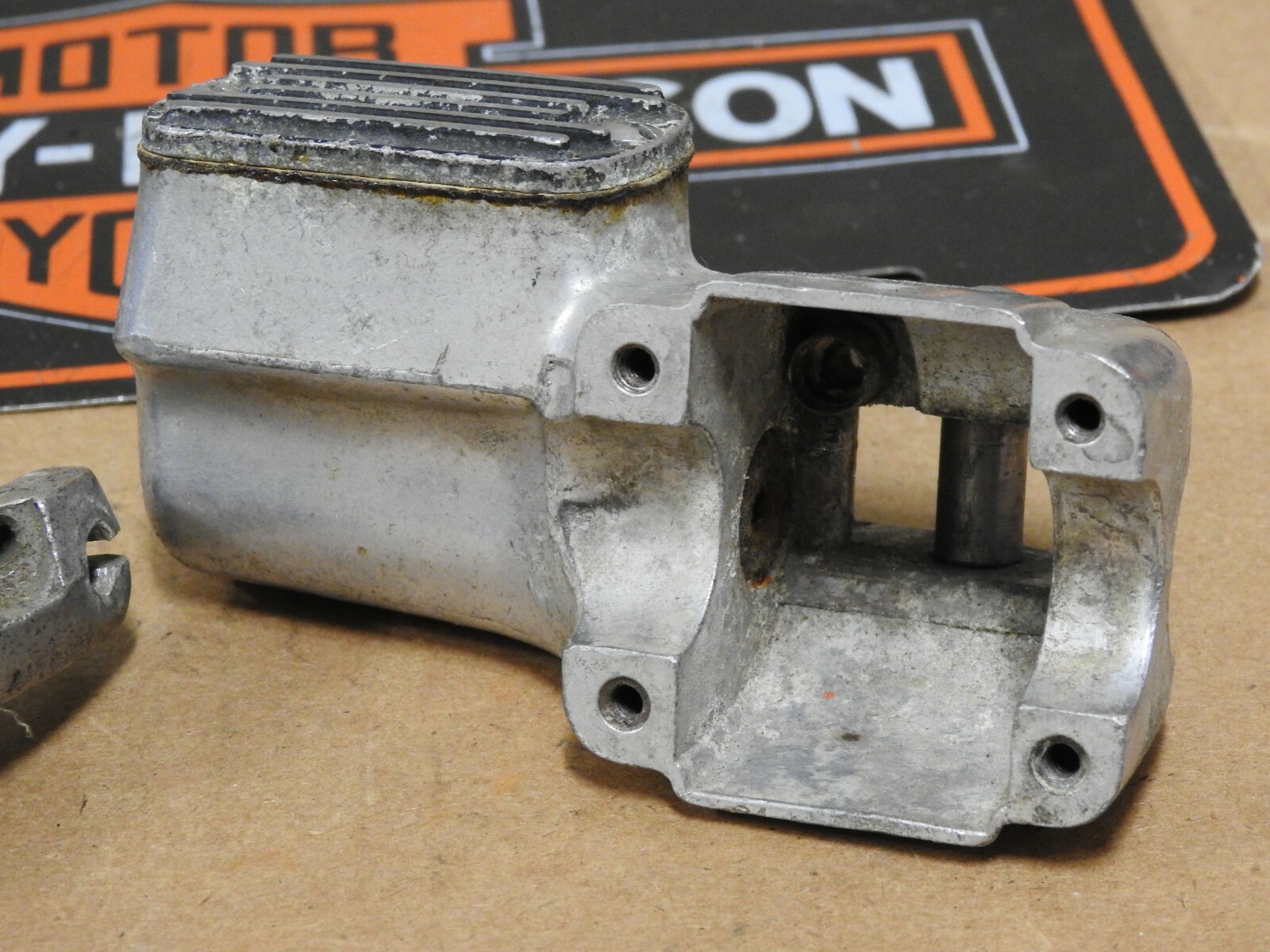 OEM Harley Davidson Ironhead Sportster Front Brake Master Cylinder eBay