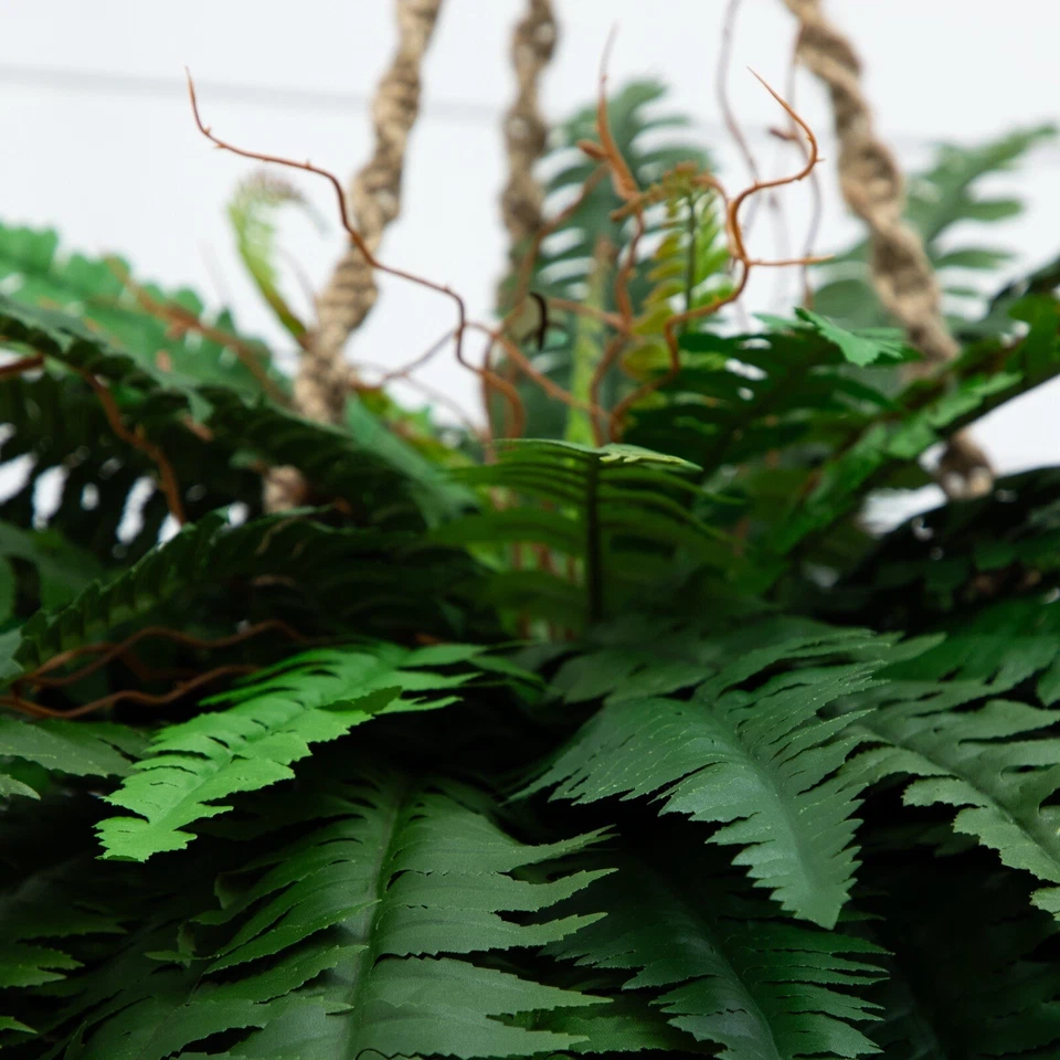 Helecho Boston artificial gigante doble 29" en cesta colgante. Venta al por menor $139 Foto 4 de 4