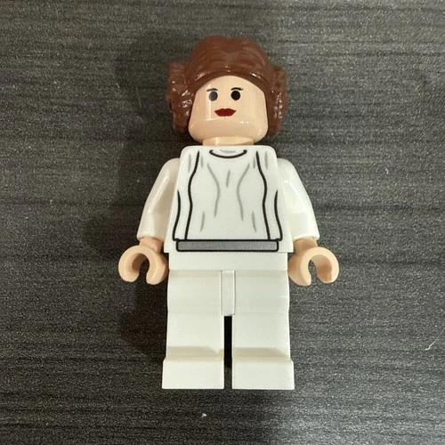LEGO Minifigure - Vintage Star Wars Princess Leia - White Dress (sw0175b)