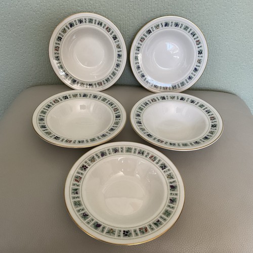 Royal Doulton ~ Tapestry ~ 4.5cm x 20cm Small Rimmed Soup Bowls ~ Set of 5