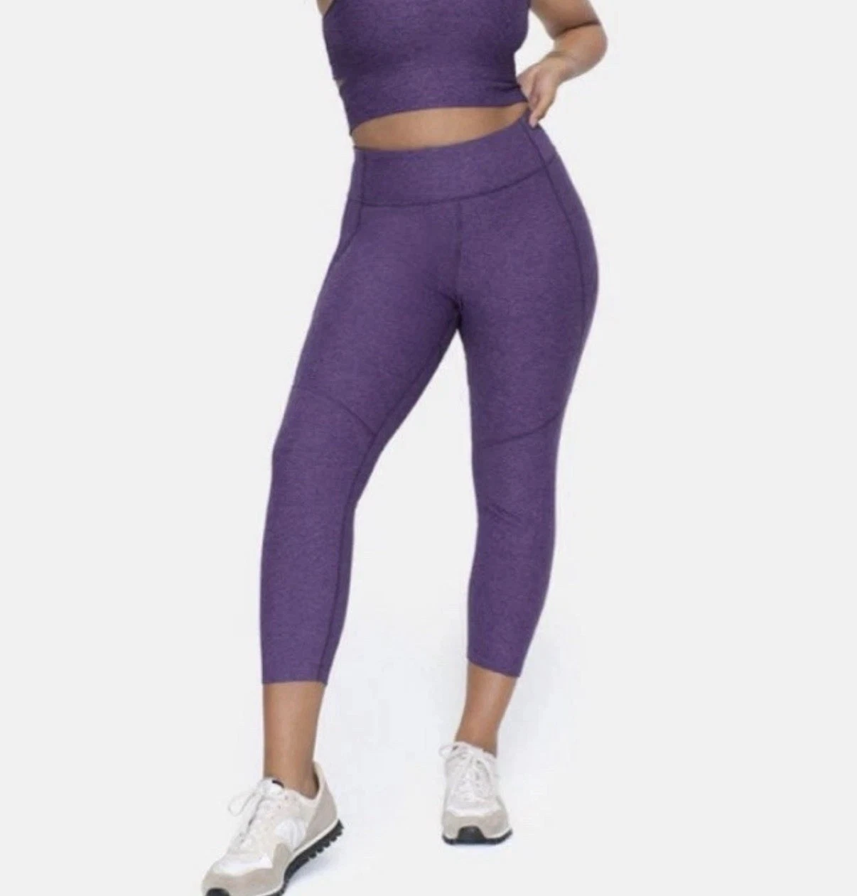 Outdoor Voices Leggings Sz XL Burgundy Tech Performance Active 24”inseam! NWOT!
Opens in a new windo
